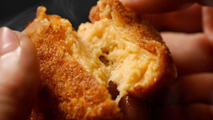 カニクリームコロッケのレシピ｜失敗しない作り方と揚げ方のコツを徹底解説